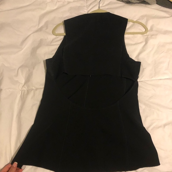 Top - Picture 2 of 3